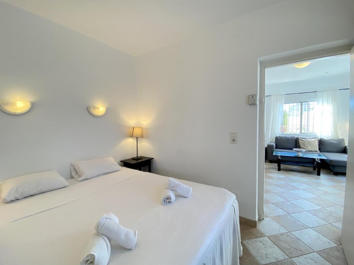 Villa Sandra Little Haven Apartment Nerja Exterior photo